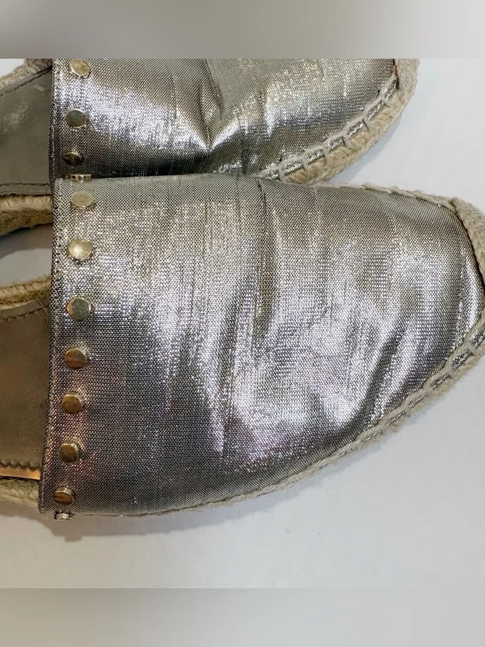 Jimmy Choo Dreya Gold Metallic Lame Espadrille Flats Size 39.5 US 9.5 Studded